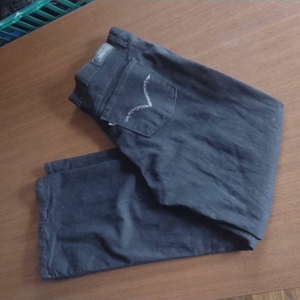 Levi's 512 boot cut perfectly slimming black jeans size 16 m